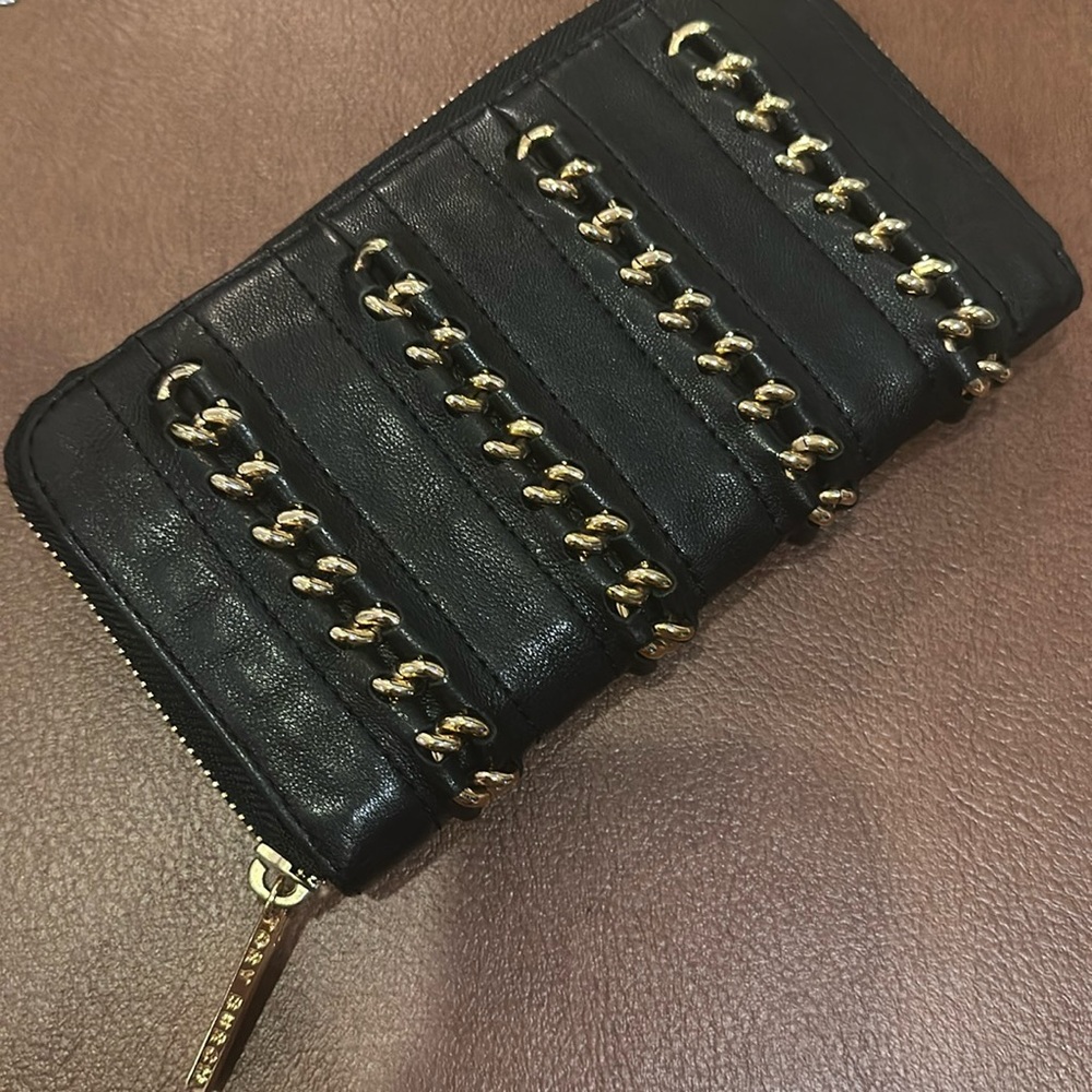 Tory Burch Black Leather Wallet Like New